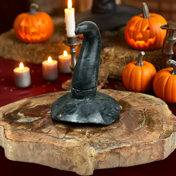 BLACK JADE WITCH HAT CARVING